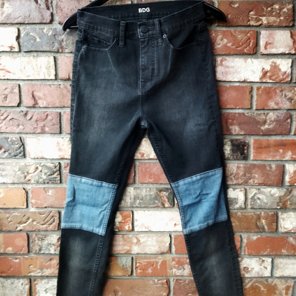 High Rise, skinny jeans - Picture 2 of 4